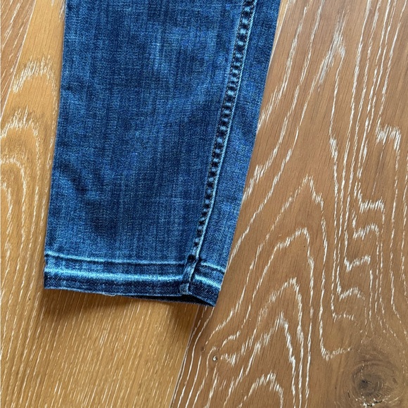 WHBM Slim Mid Rise Distressed Jeans (8) - Picture 5 of 8